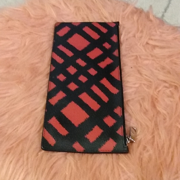 Coach - Picture 2 of 4